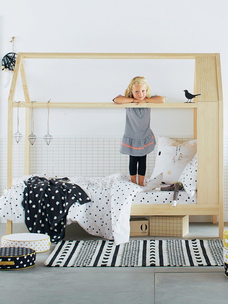 Детская подростковая кровать Vertbaudet Hausform