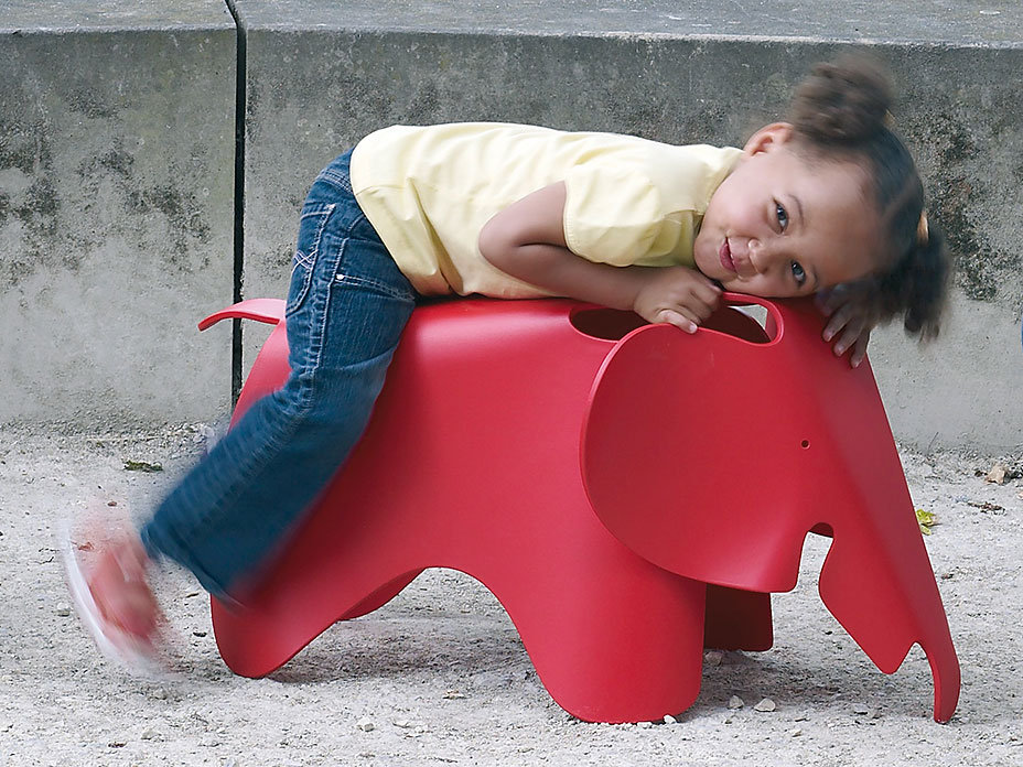 Детский стул Vitra Eames Elephant 