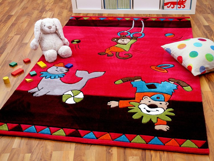 Детский коврик 2 на 2. Детские ковры. Коврик детский. Ребенок на ковре. Ковры для детского сада в группу.